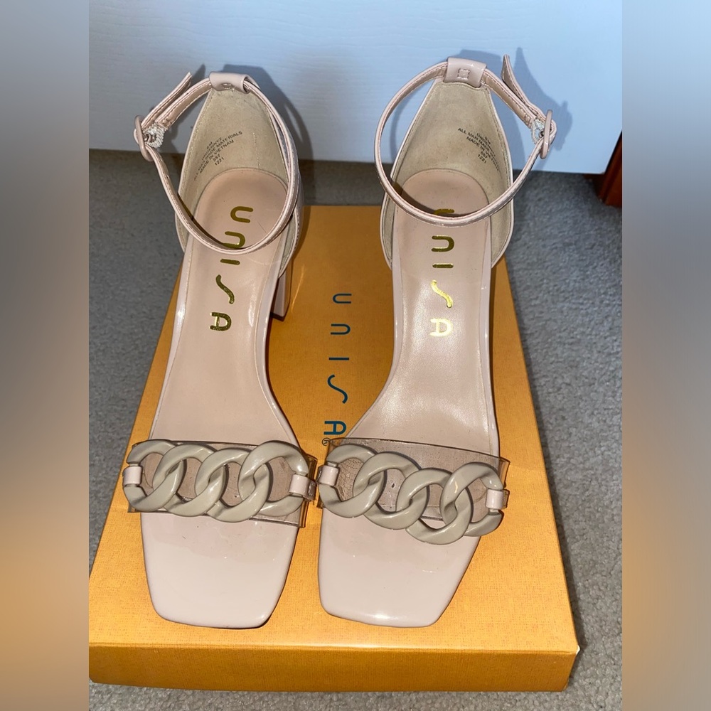 Nude Chain Detail Heels